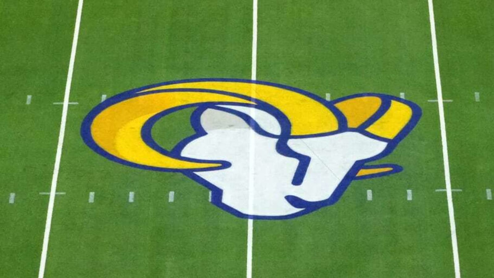  Fresh Look at LA&#39;s Future Practice Facility