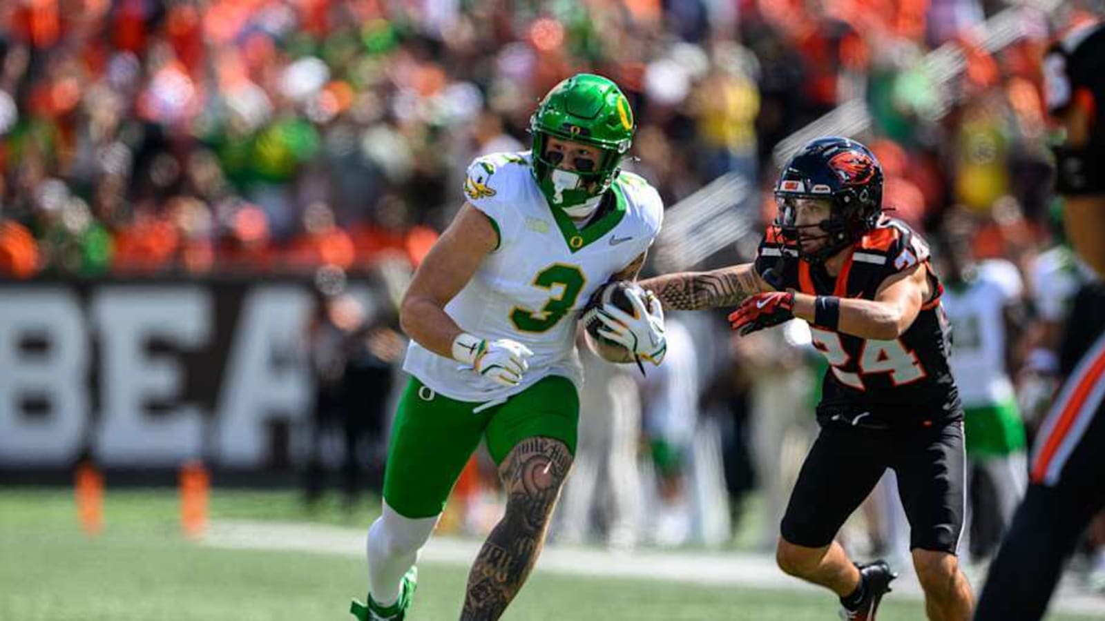 Oregon Ducks&#39; Roster Loaded with NFL Prospects: Derrick Harmon, Terrance Ferguson
