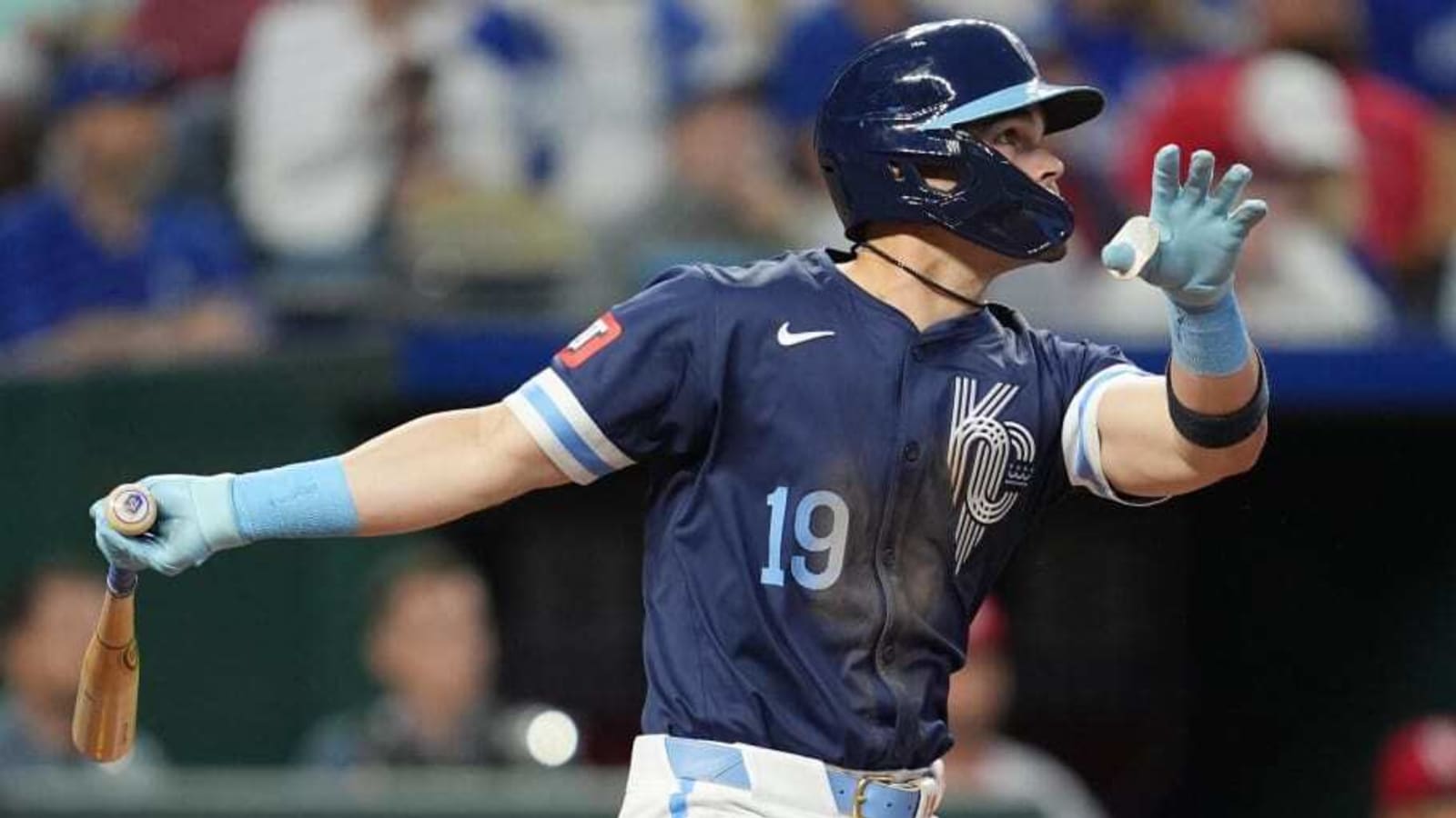 Cardinals Surge Past Royals in Late Innings, Giving Kansas City Series-Opening Loss