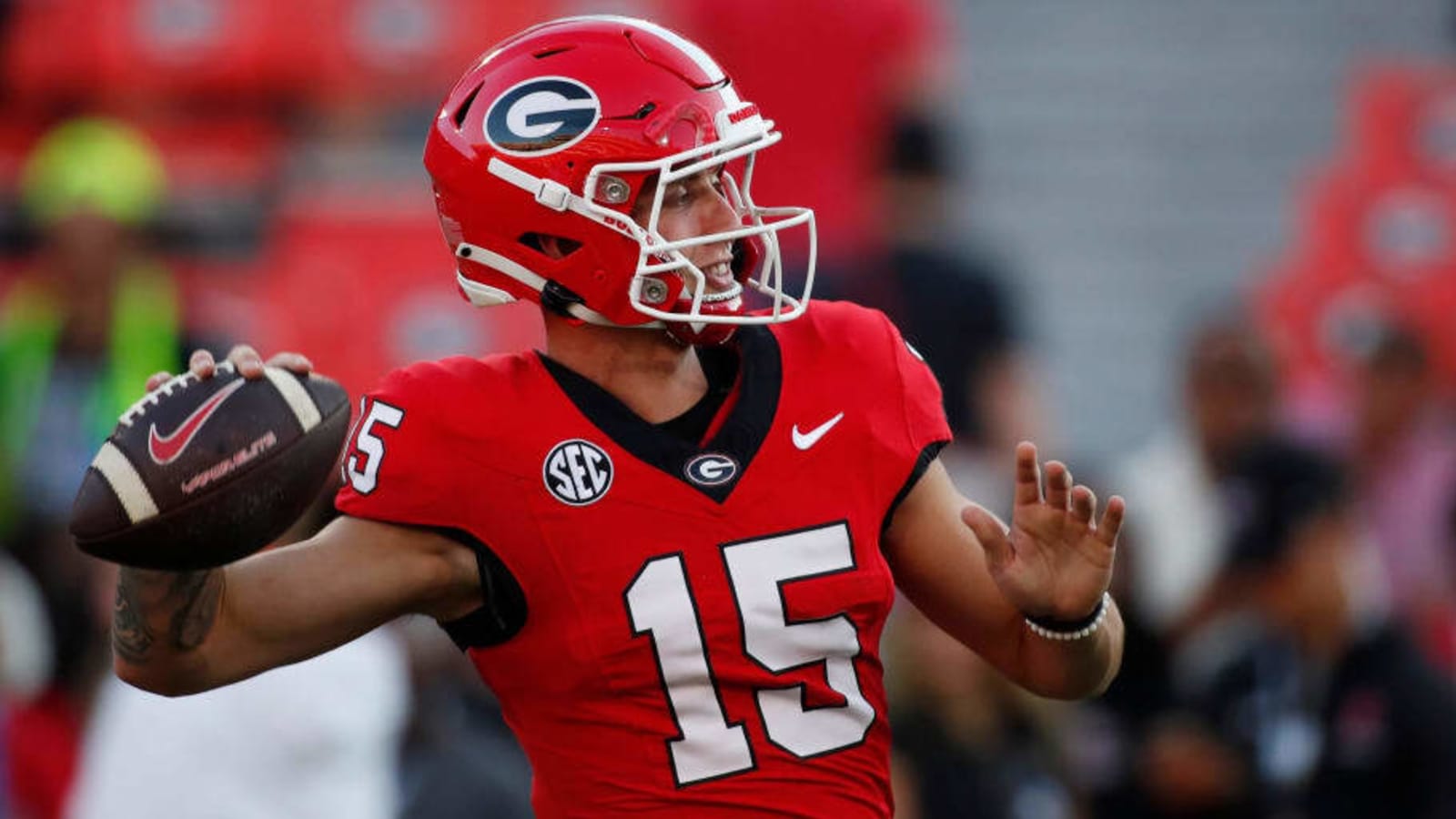 Why Carson Beck Should Break This Georgia Bulldog&#39;s Record During the 2024 Season