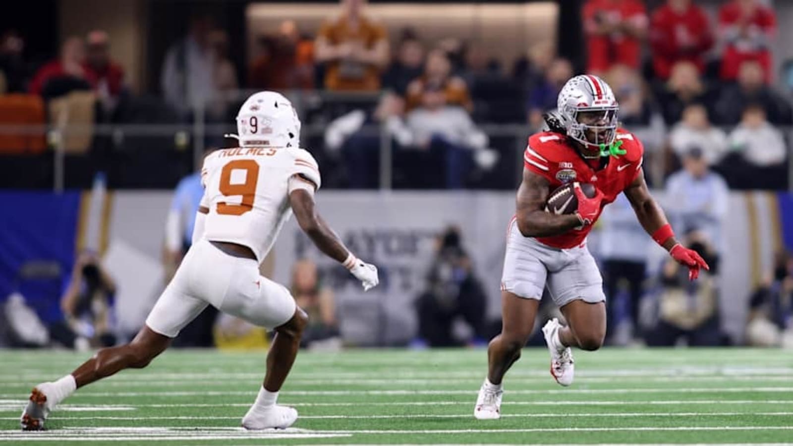 Texas Longhorns DB Gavin Holmes Declares For NFL Draft