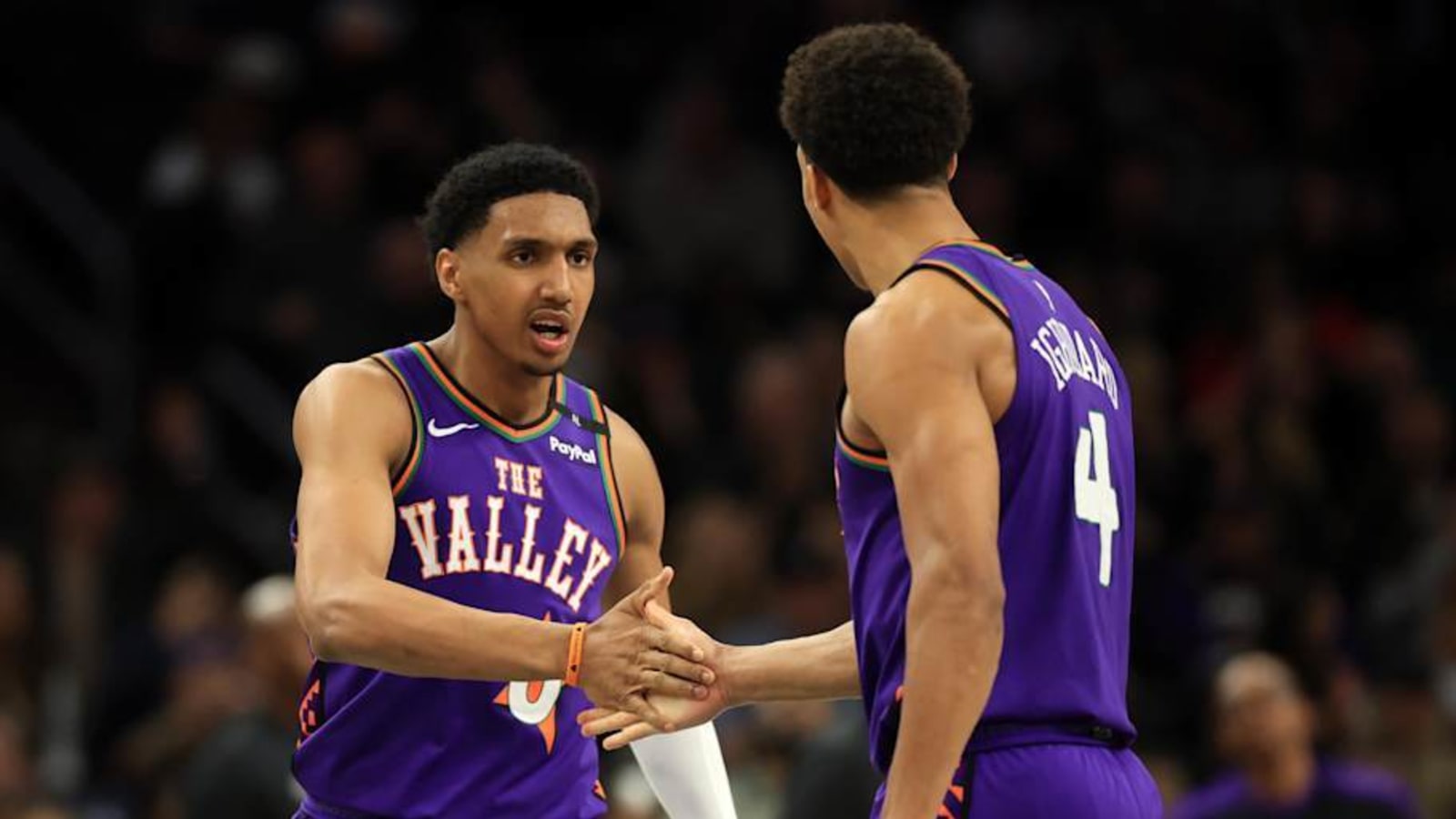 Injury Forces Suns to Change Starting Lineup