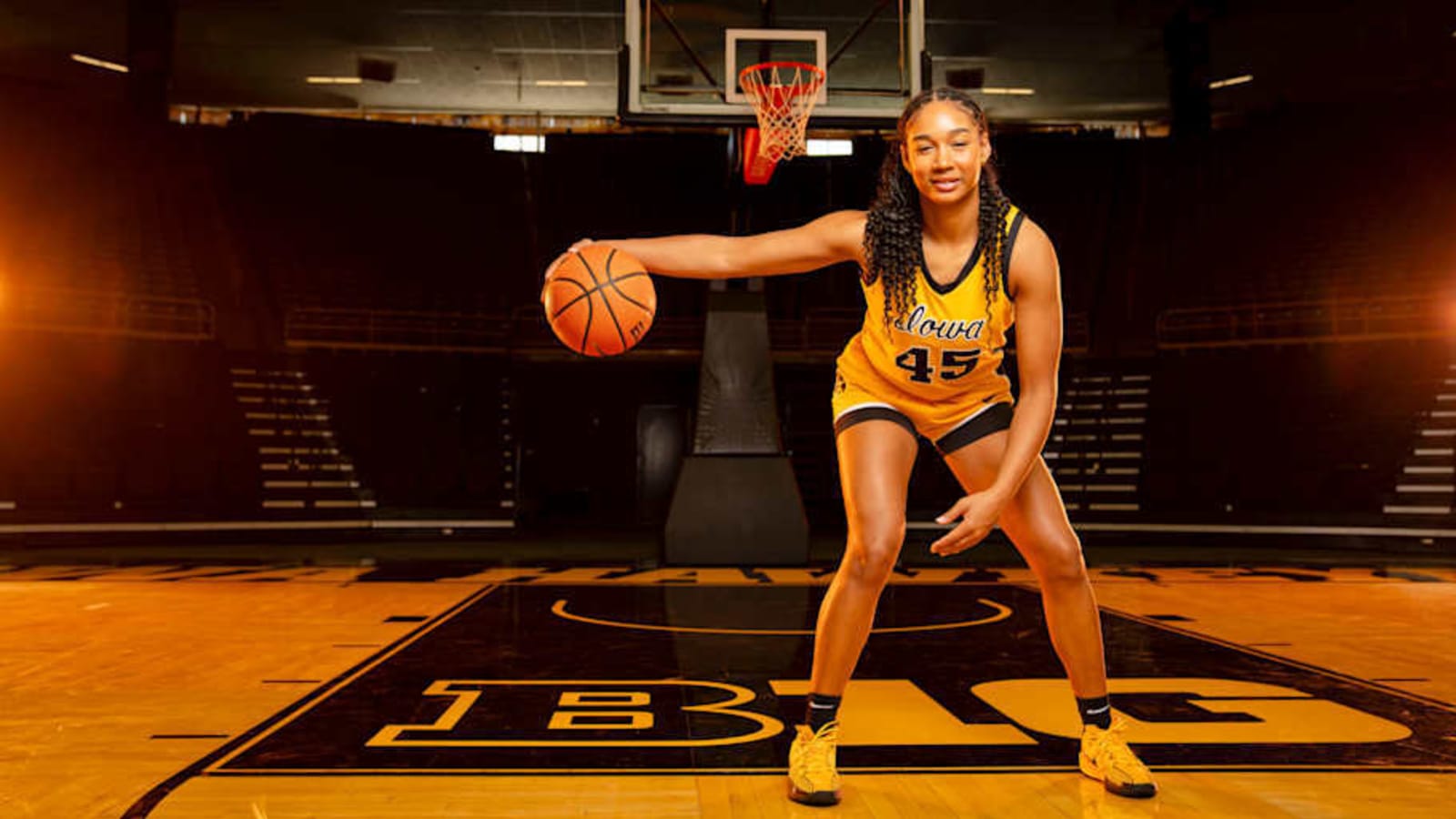 UScellular's New NIL Campaign Amplifies Female Athlete Voices