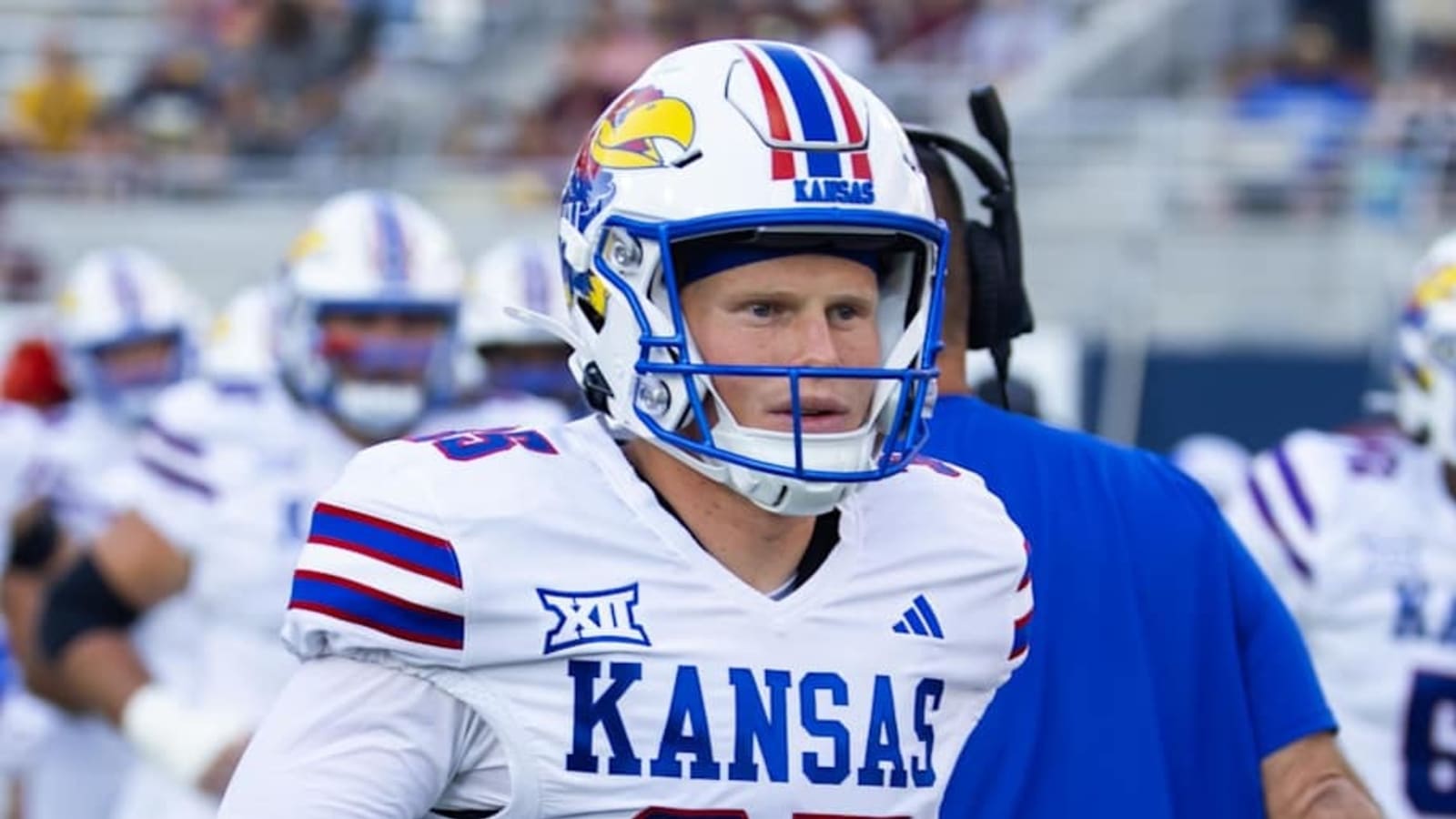 Former Kansas punter Damon Greaves transfers to Colorado