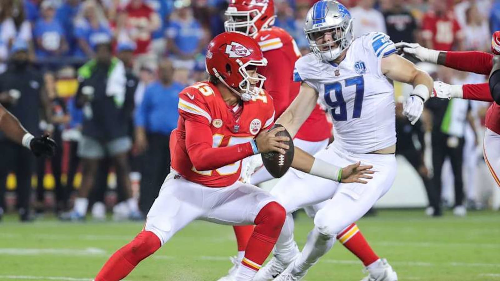 Donovan Edwards talks about what it was like playing with Detroit Lions superstar Aidan Hutchinson