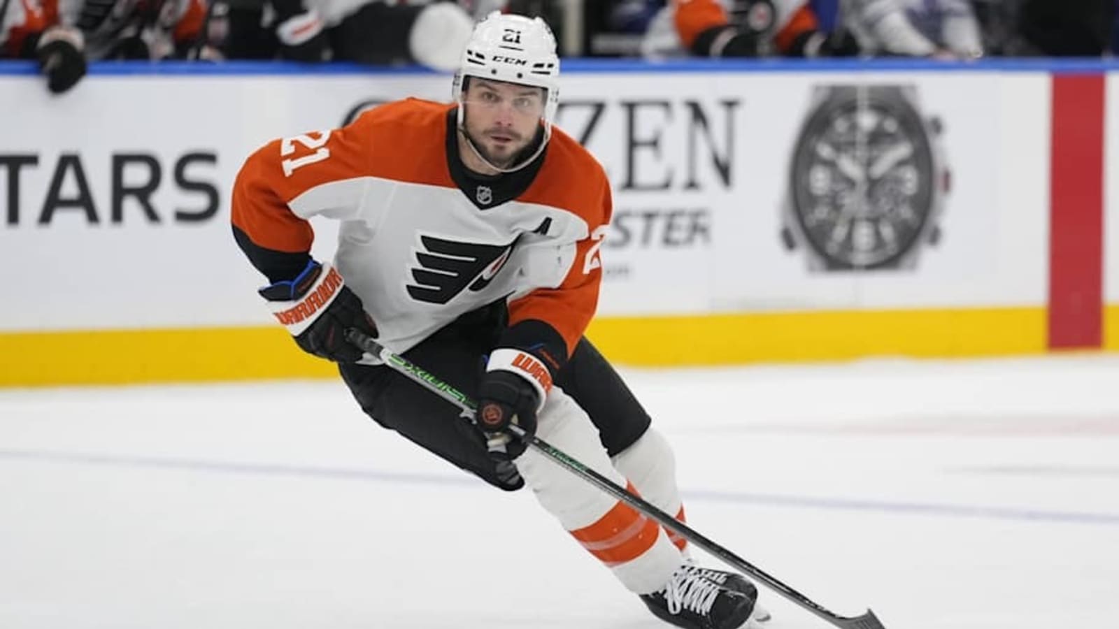 Trade Talks Ramping Up for Flyers Forward