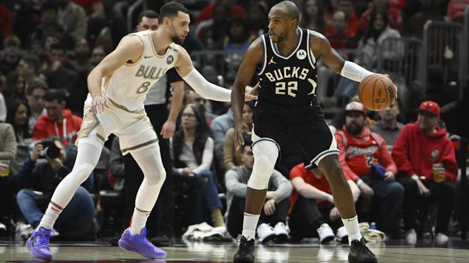 Bucks Notes: Zach LaVine Trade Interest, Middleton Could Be Moved, Deadline Hopes