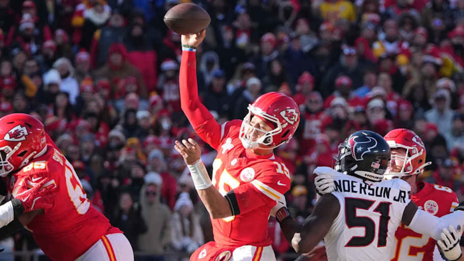 Patrick Mahomes Optimistic About Ankle Injury Entering Week 17 Game vs. Steelers