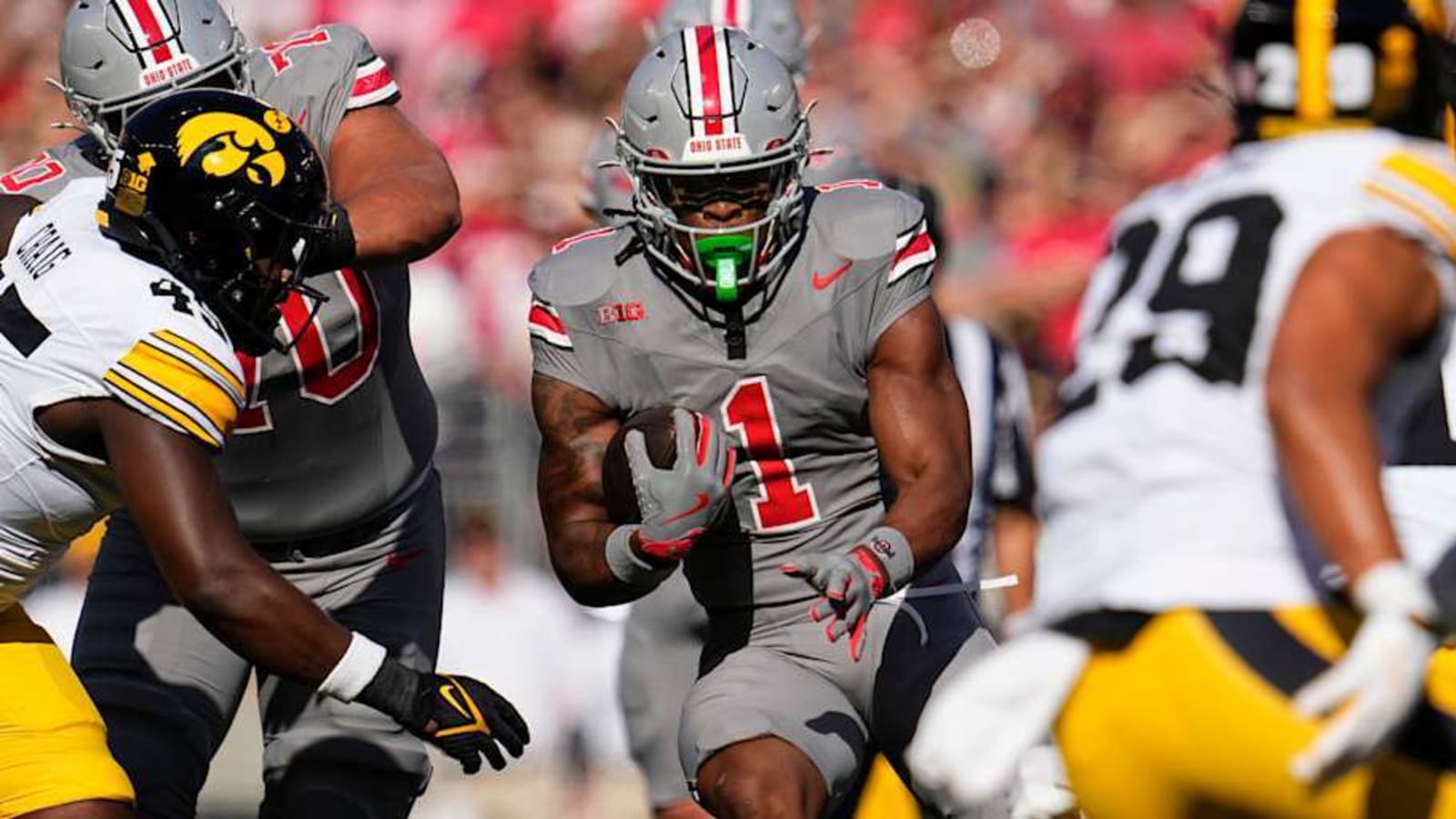 Ohio State Star RB Undergoes Hand Operation