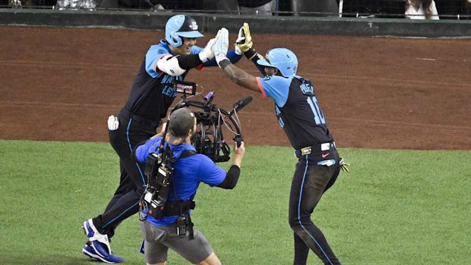 Red Sox Projected To Sign $25.8 Million All-Star In Free Agency Blockbuster