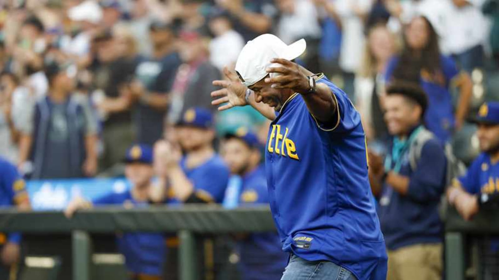Seattle Mariners Legend Ken Griffey Jr. to Pair with Charles Barkley in "The Match" Golf Tournament