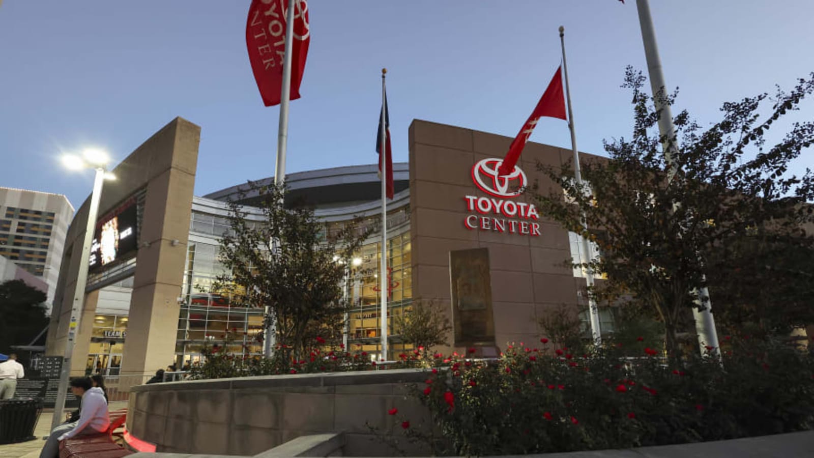 Houston Rockets Considering New Entertainment District Around Toyota Center