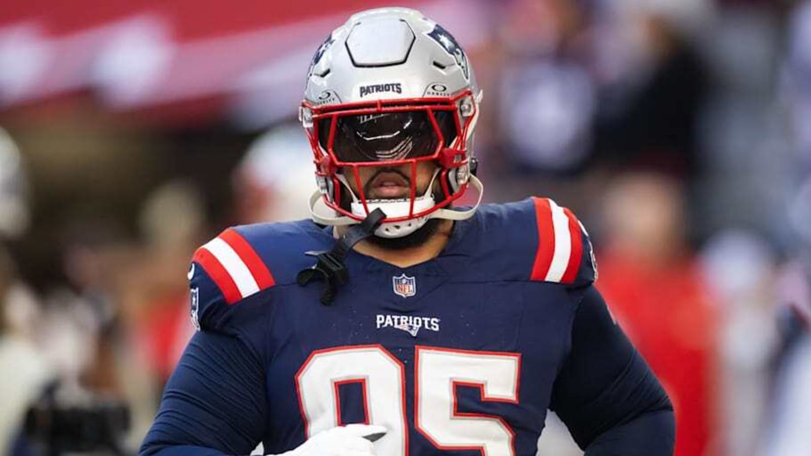 Former Patriots DT Joins AFC Rival