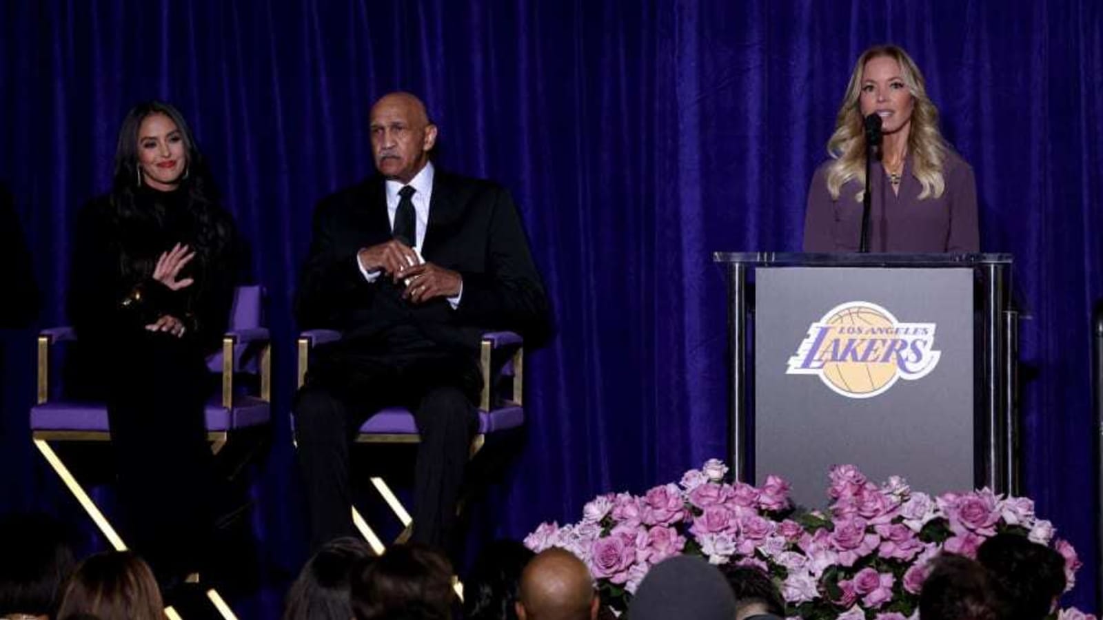  Jerry West, Jeanie Buss Beef Reportedly Got Personal