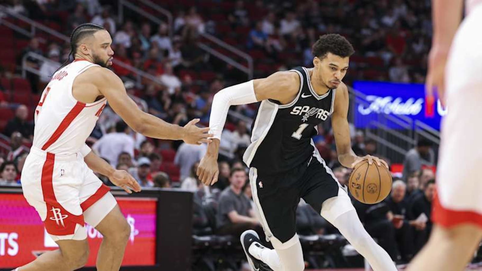 Injury Report: San Antonio Spurs vs Houston Rockets