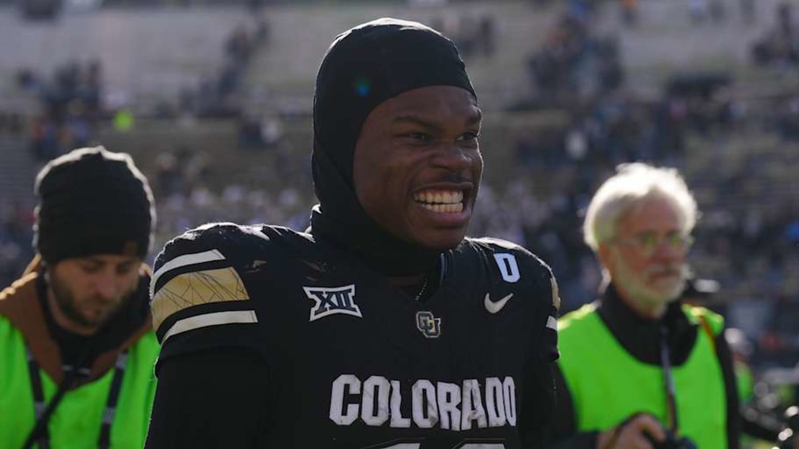 Warren Sapp compares Travis Hunter to NFL greats for incredible work ethic