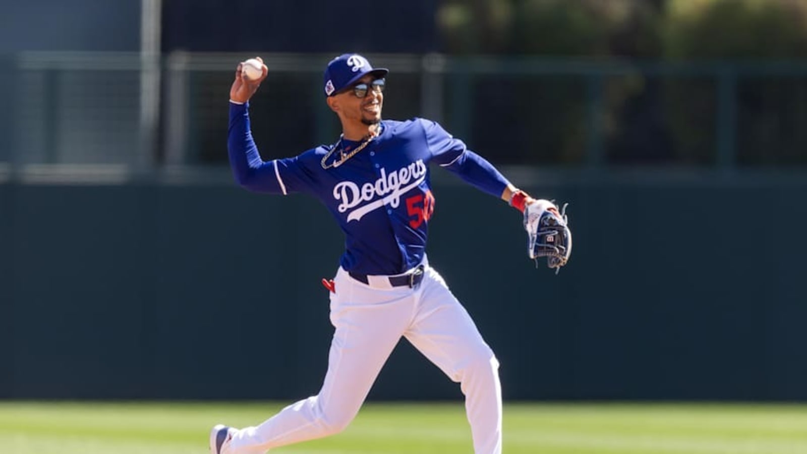 Mookie Betts Worked With Gold Glove Shortstop, Who Thinks Dodgers Star Can Be Elite