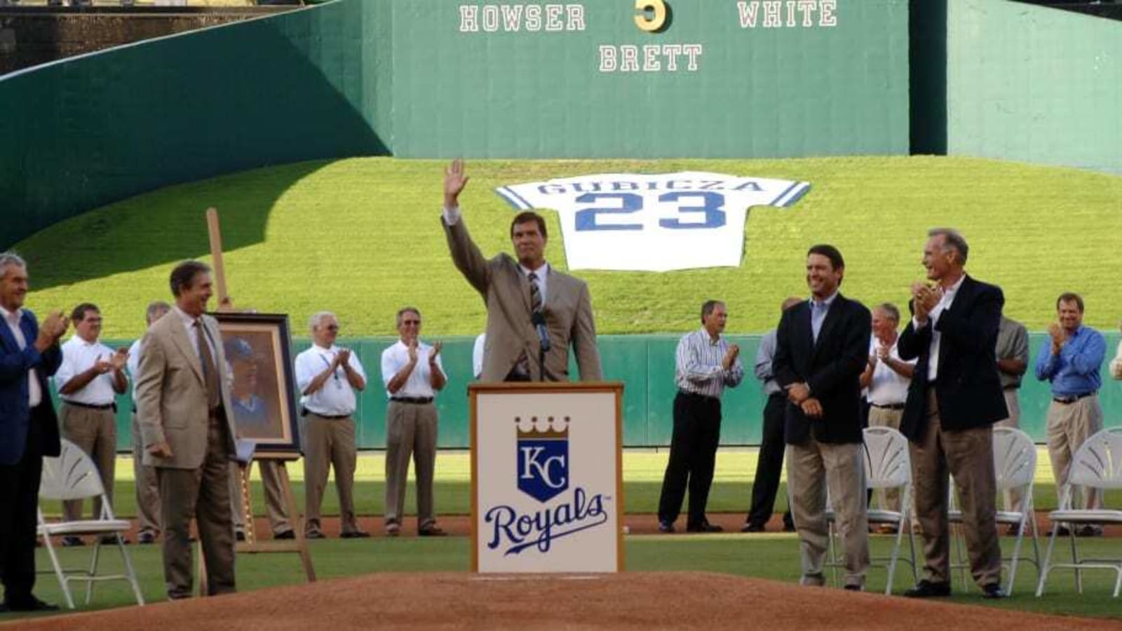 Angels&#39; Mark Gubicza Was Blown Away by Reception in Kansas City