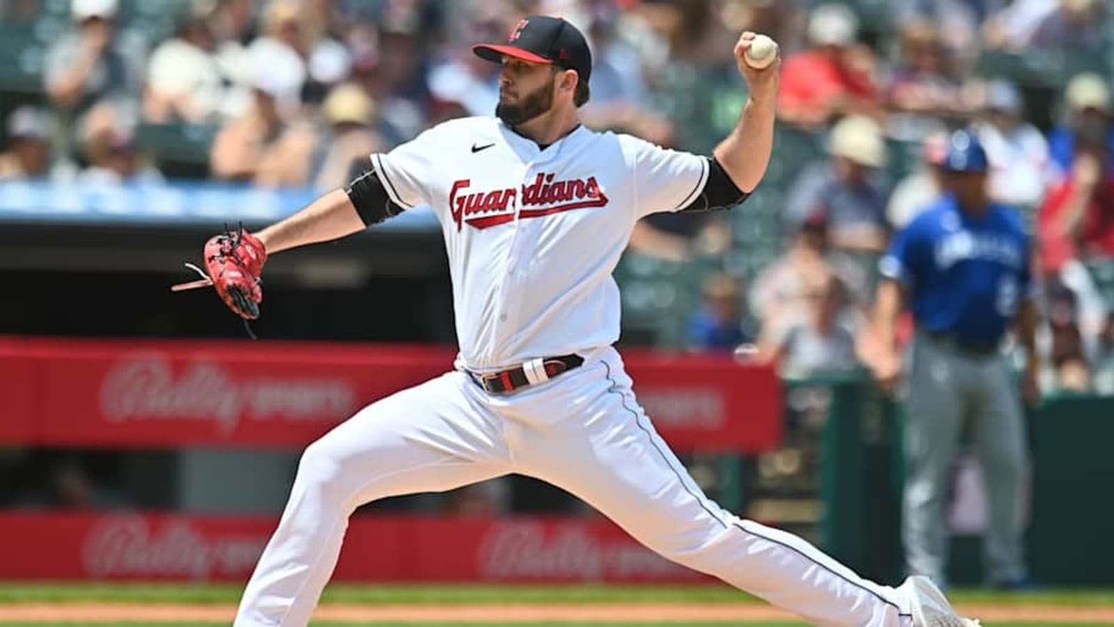 Washington Nationals Sign Former Cleveland Guardians Pitcher