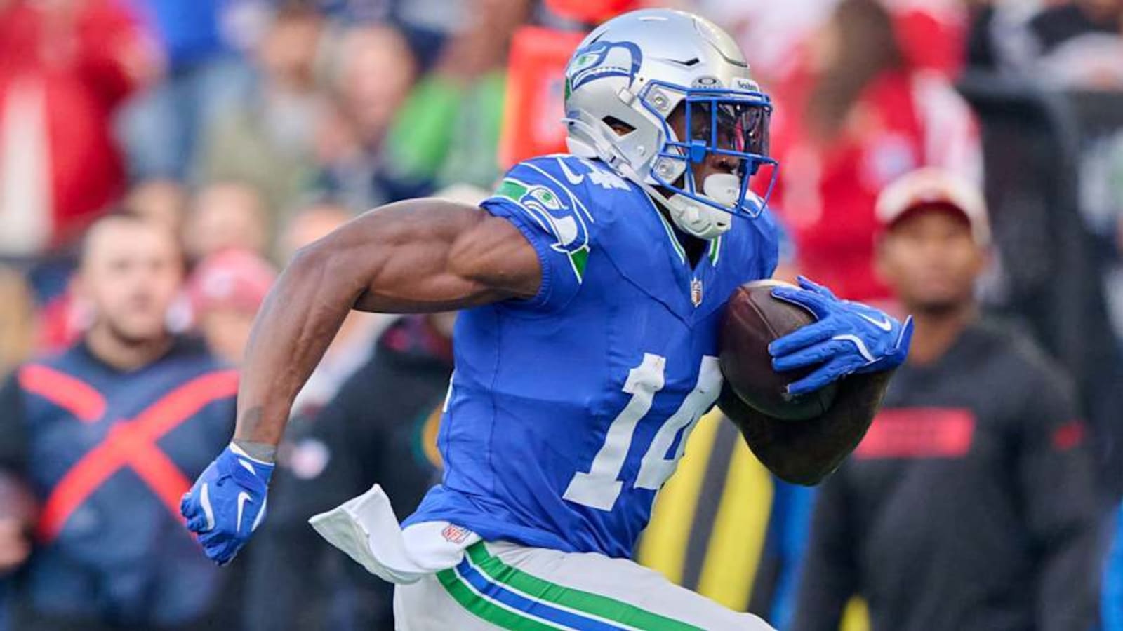 Houston Texans have the attention of DK Metcalf