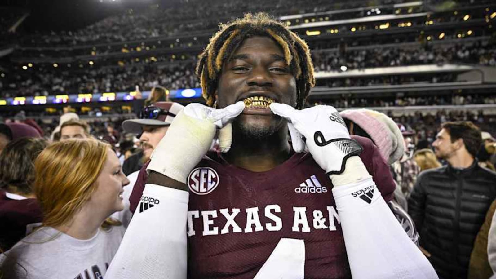 The 49ers Pick Texas A&M DT Shemar Stewart in New Mock Draft