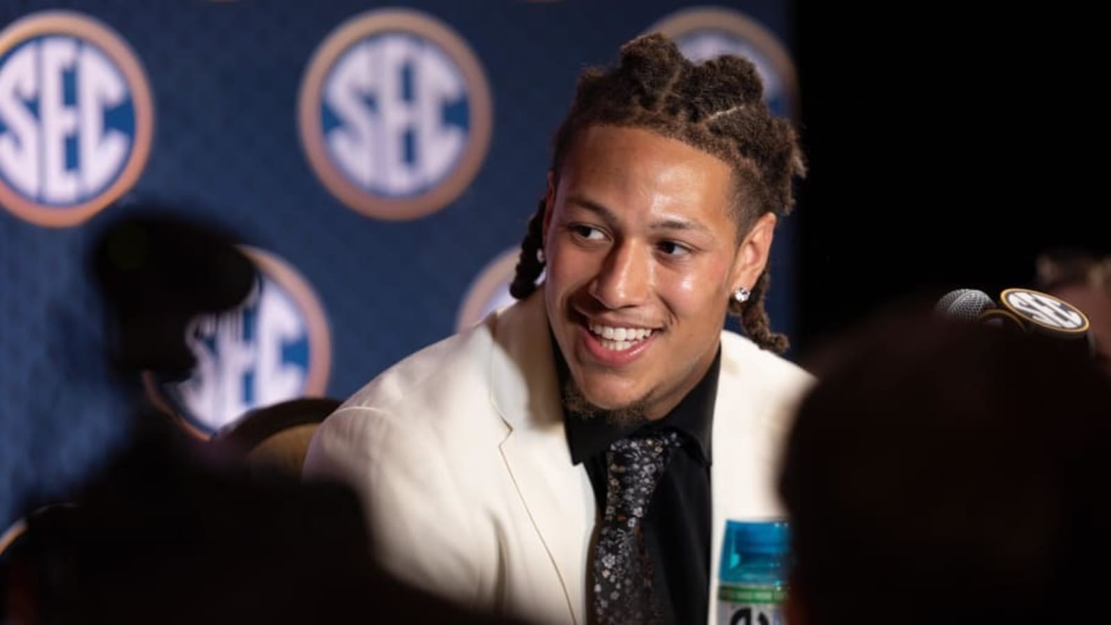 SEC Media Days: Oklahoma DB Billy Bowman Says Horns Down Penalty is &#39;Soft&#39;