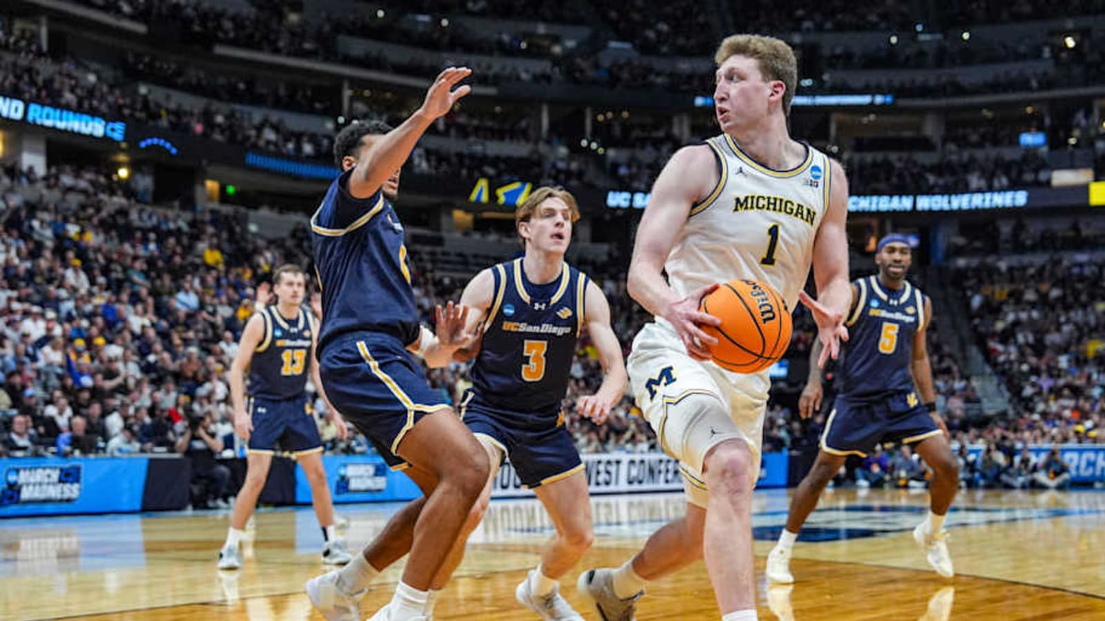 Michigan basketball or NBA Draft: Where Danny Wolf and Yaxel Lendeborg are projected in &#39;25 NBA Draft