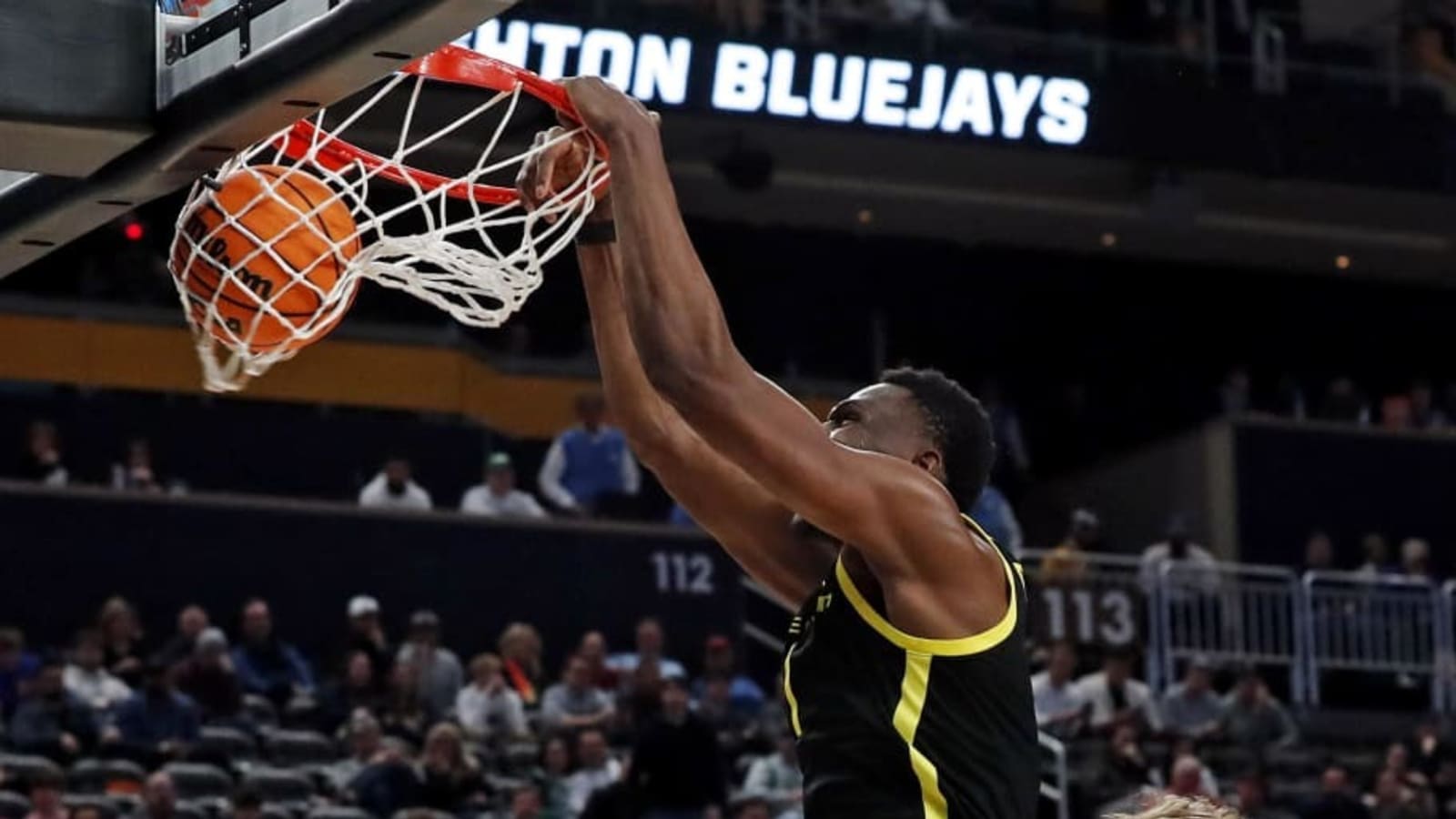 Houston Rockets Reportedly Sign New Center