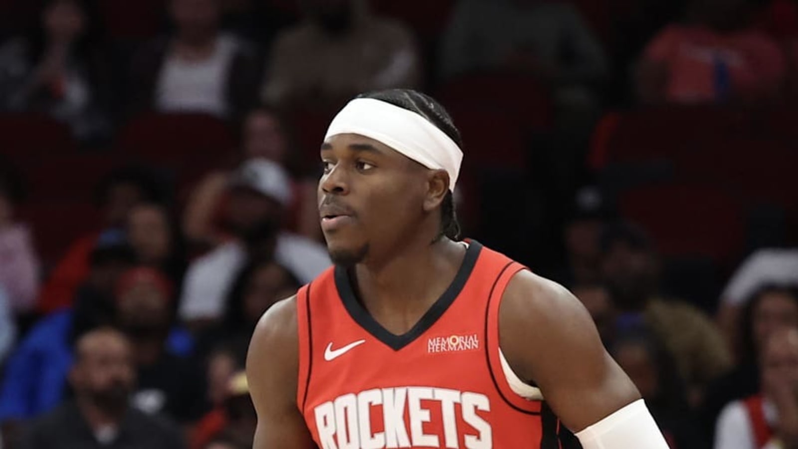 Houston Rockets: Should Aaron Holiday Play More Minutes?