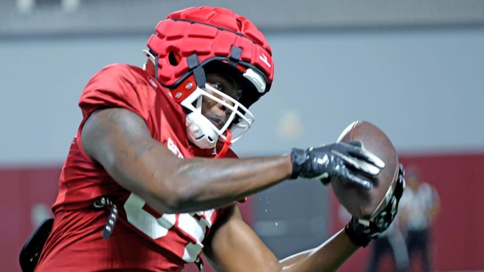 How TE Davon Mitchell Has &#39;Flipped the Switch&#39; Early in His Oklahoma Career