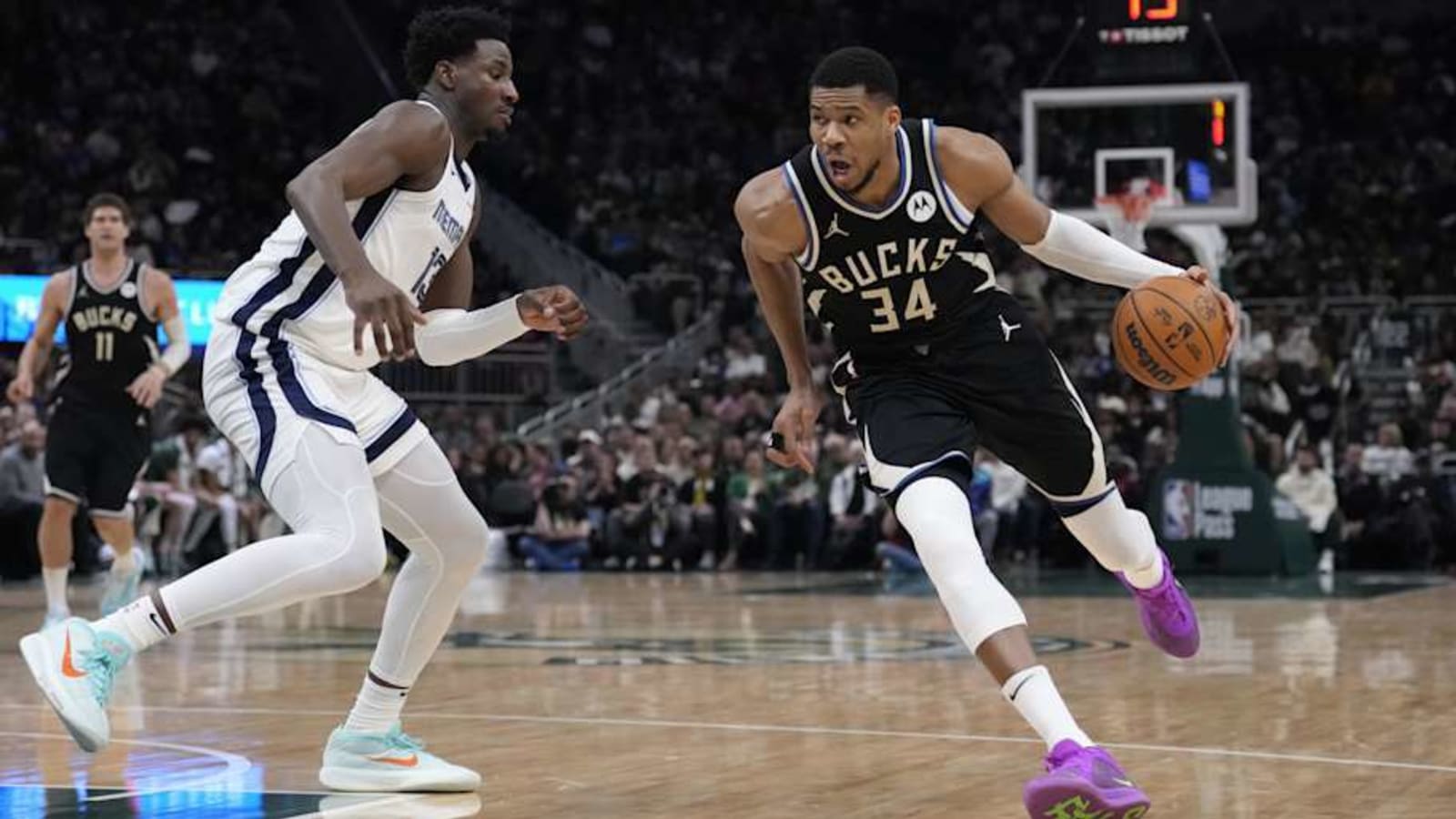 Bucks Notes: Giannis Hints at Future Plans, Trade Plans, Injury Concerns vs OKC