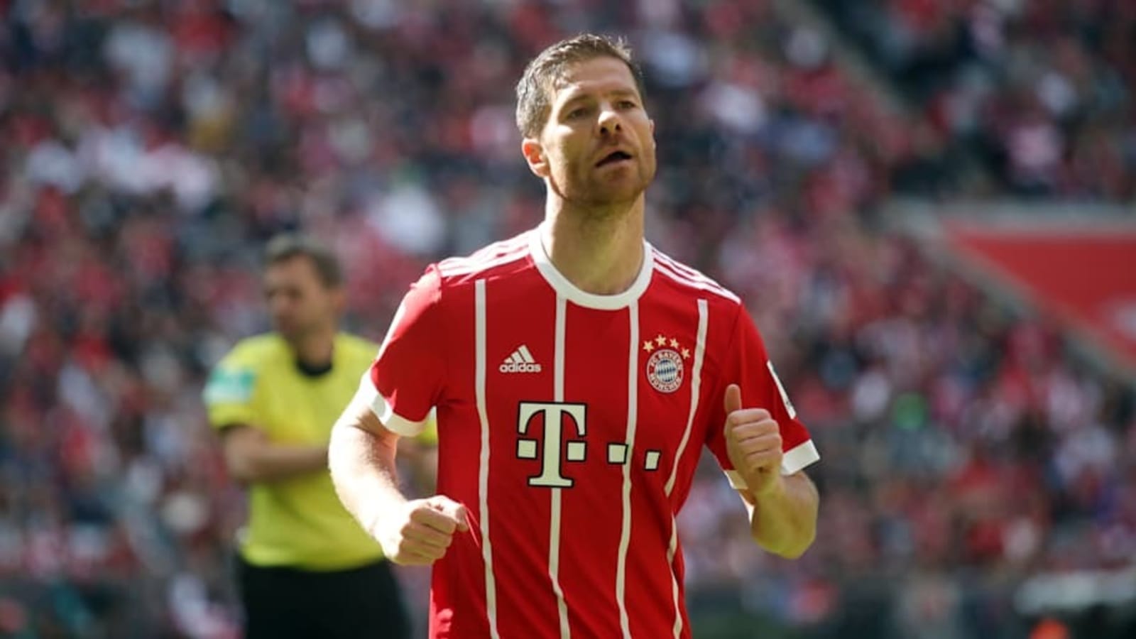 Bayern Munich Director Herbert Hainer Compares Young Midfielder to Xabi Alonso