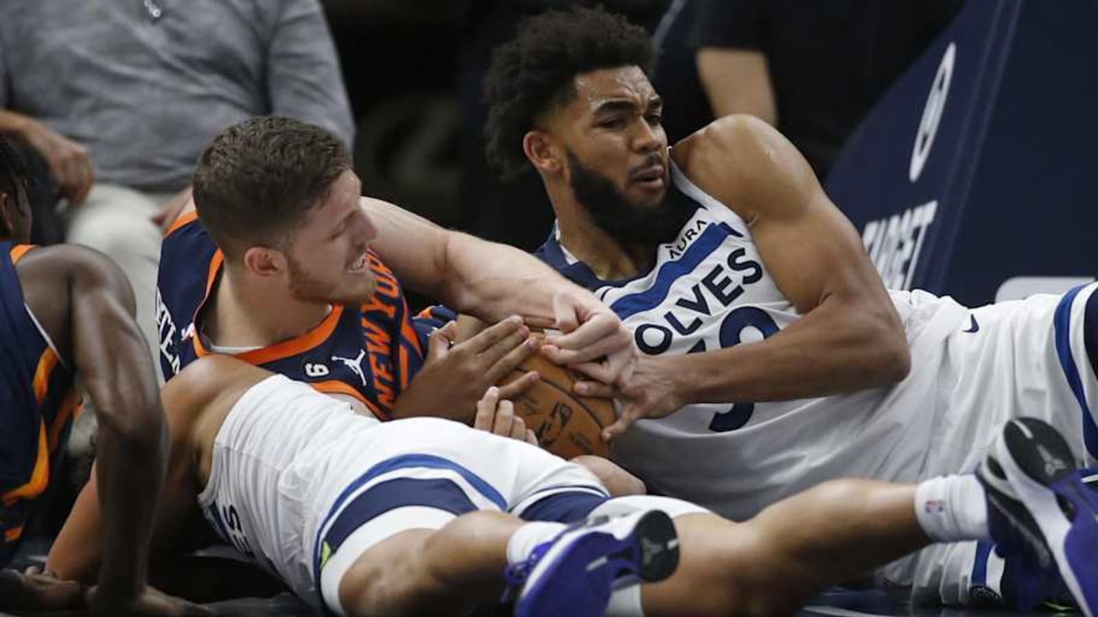 Karl-Anthony Towns Has Big Shoes to Fill for Knicks
