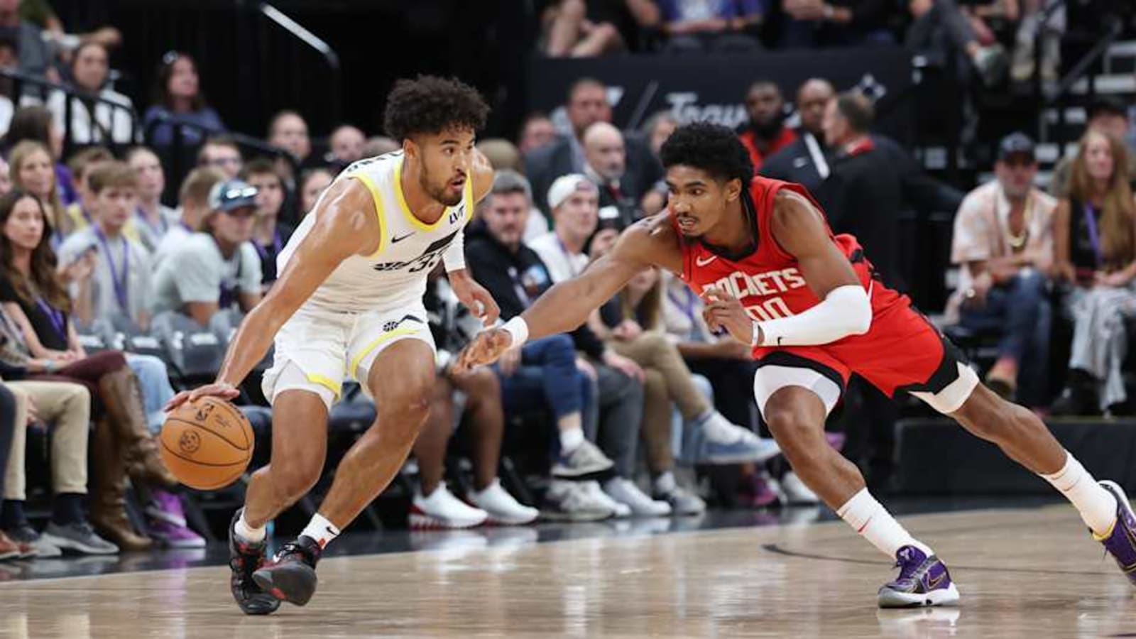 Johnny Juzang Begins Preseason With Strong Claim to Make Jazz Rotation