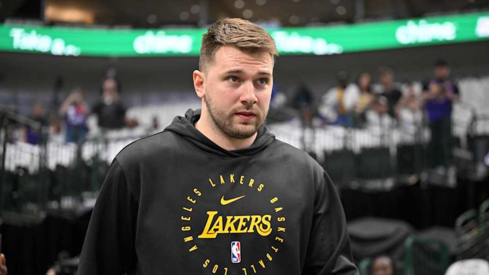 Lakers&#39; Luka Doncic gets emotional during tribute video in return to face Mavericks