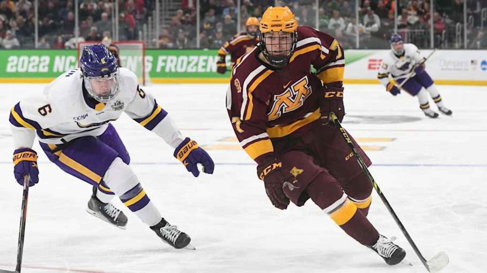 Gophers&#39; Aaron Huglen signs with AHL&#39;s Wilkes-Barre/Scranton Penguins