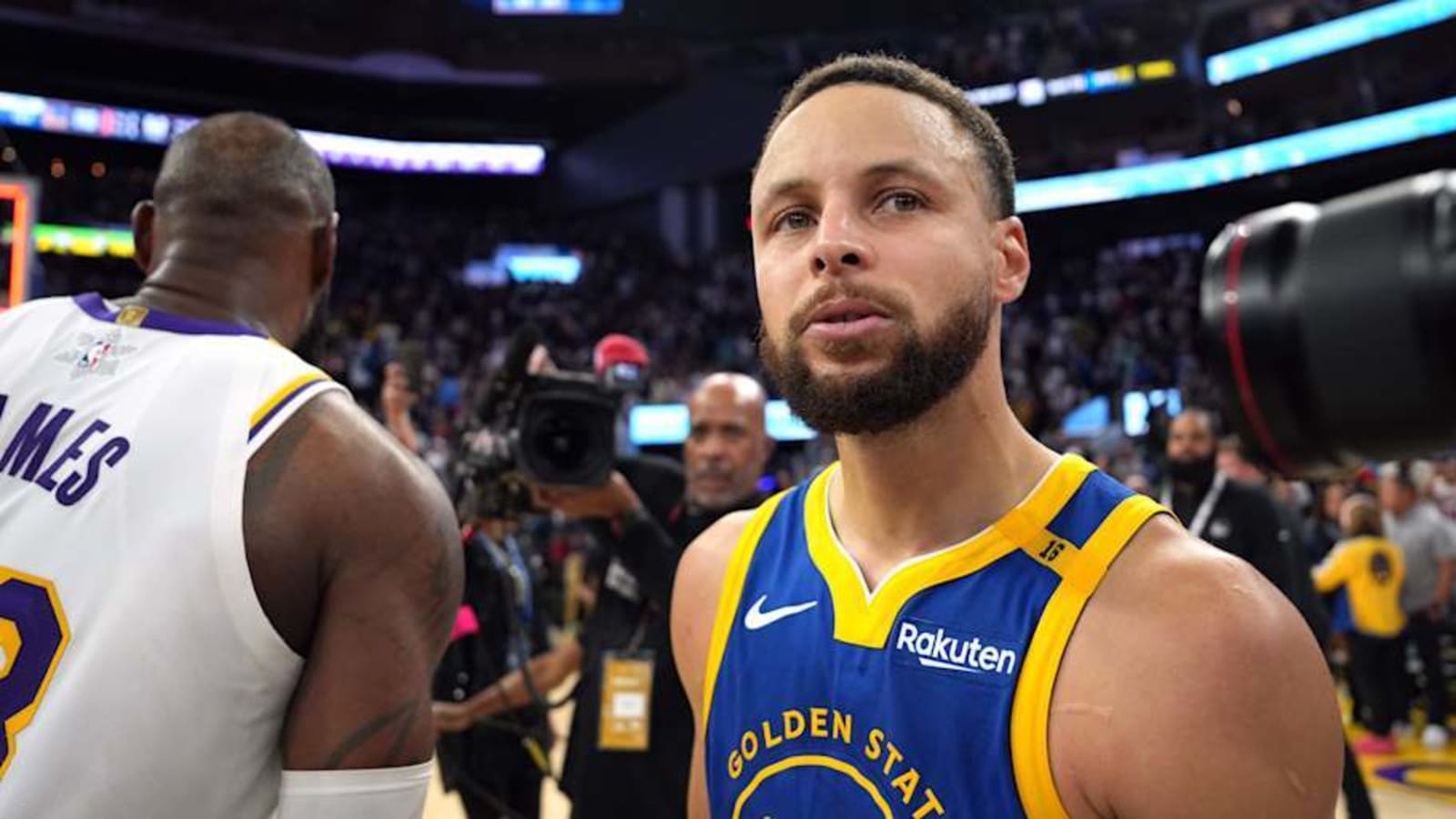 James Harden&#39;s Steph Curry, Lebron James Statement Goes Viral