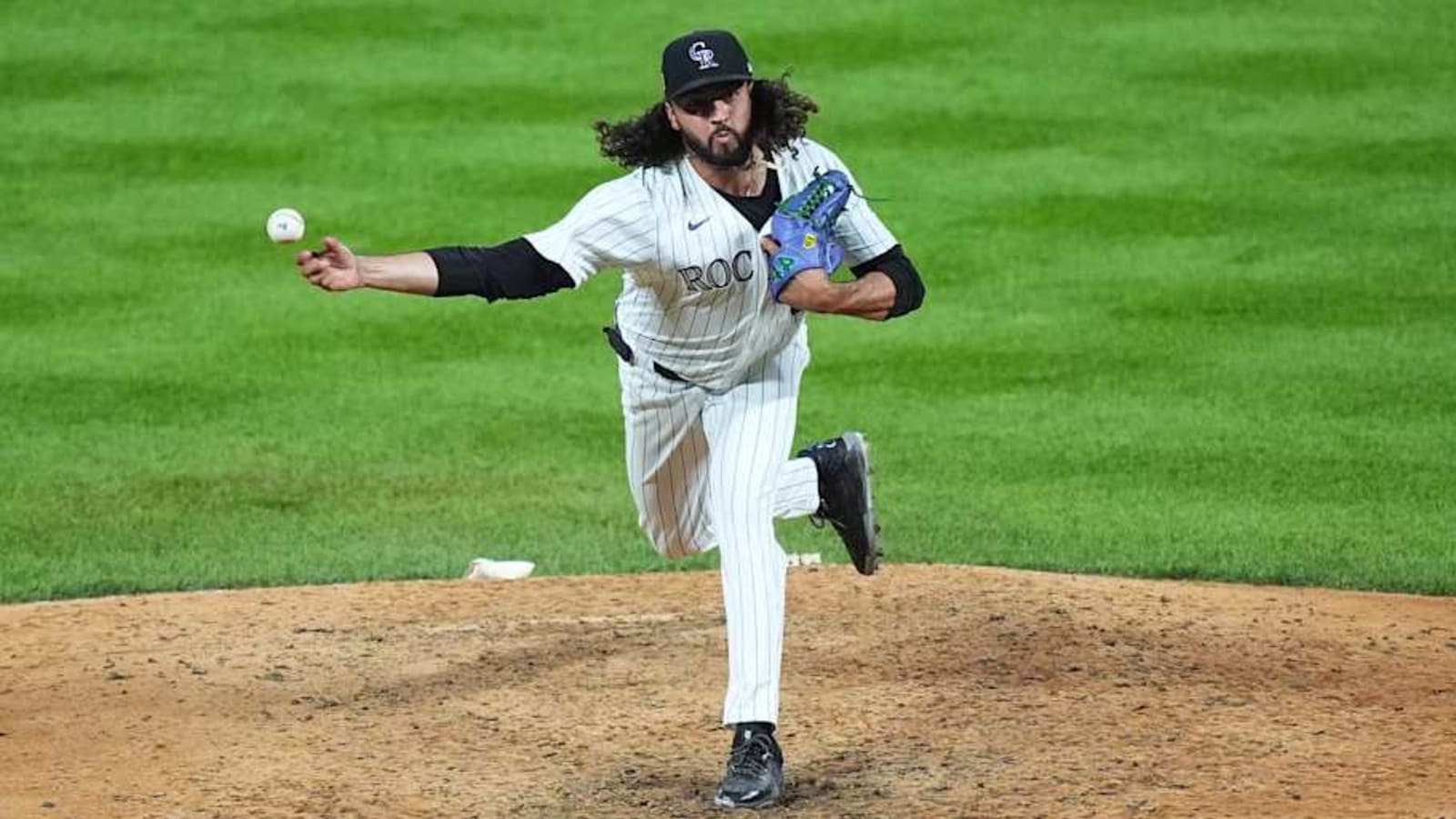 Colorado Rockies Reportedly Place Veteran Reliever Justin Lawrence on Waivers