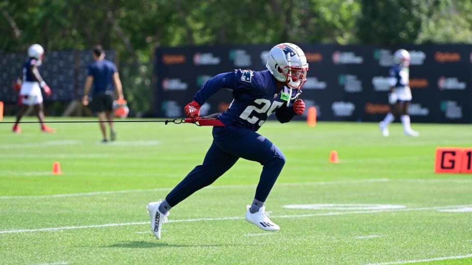 Patriots&#39; Jonathan Jones, Marcus Jones Receive Positive Injury Updates