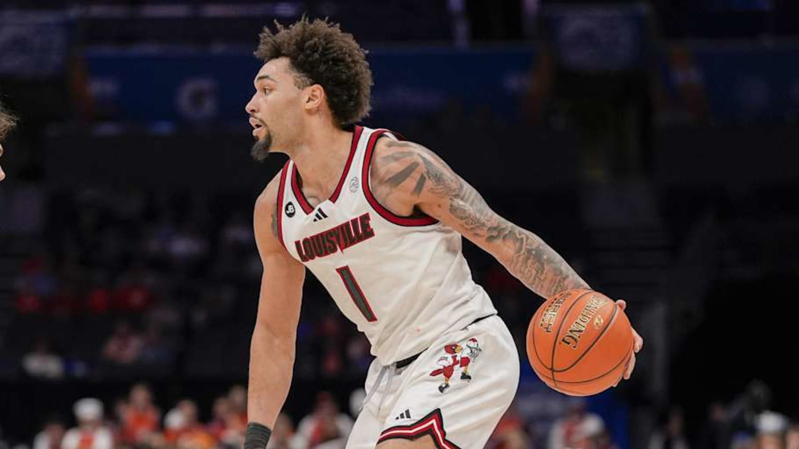 Louisville Guard J&#39;Vonne Hadley to Return for 2025-26 Season