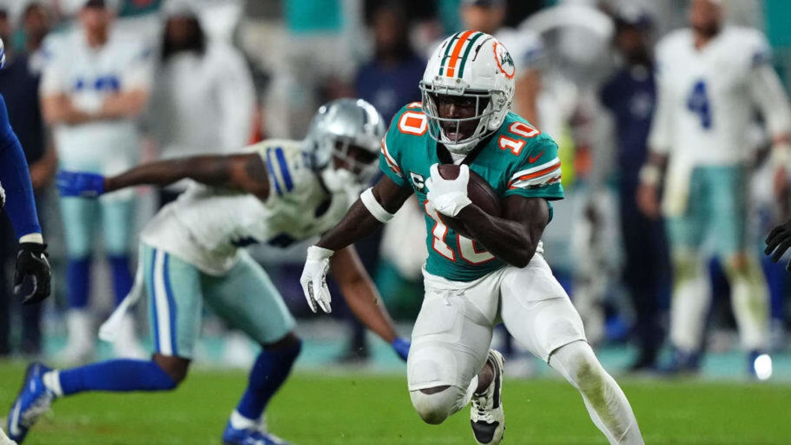 Number 10 and the Three Dolphins Who Wore It Best