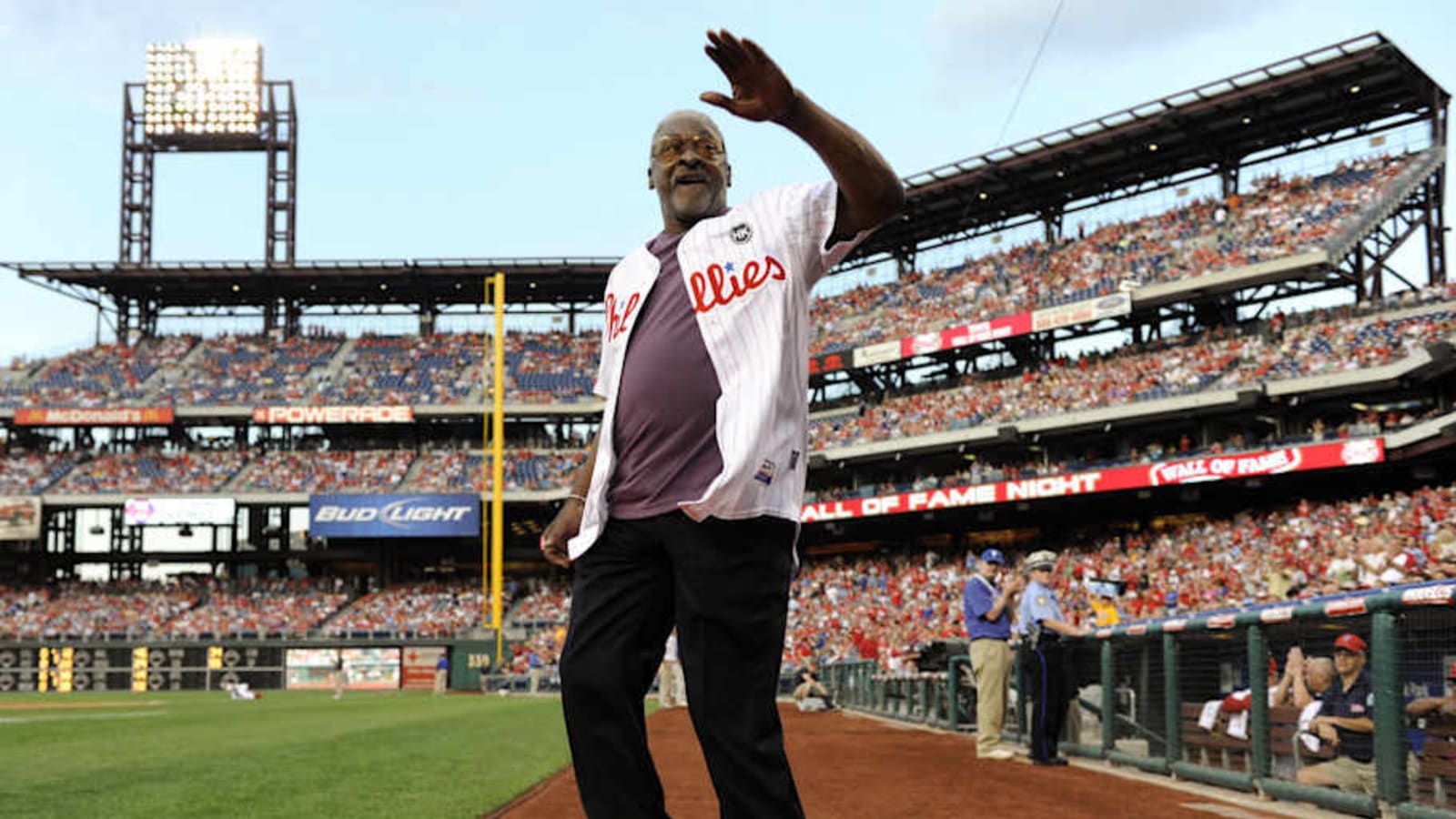 Controversial Philadelphia Phillies Legend Finally Elected To Hall of Fame