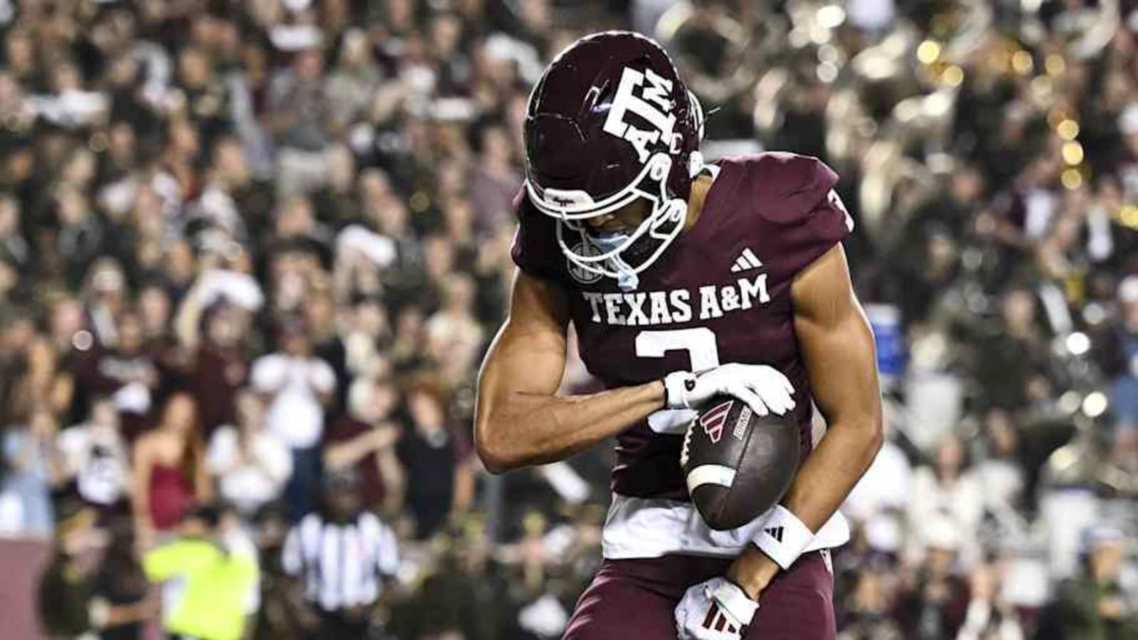 Noah Thomas Makes Texas A&M Aggies History vs. USC in Las Vegas Bowl