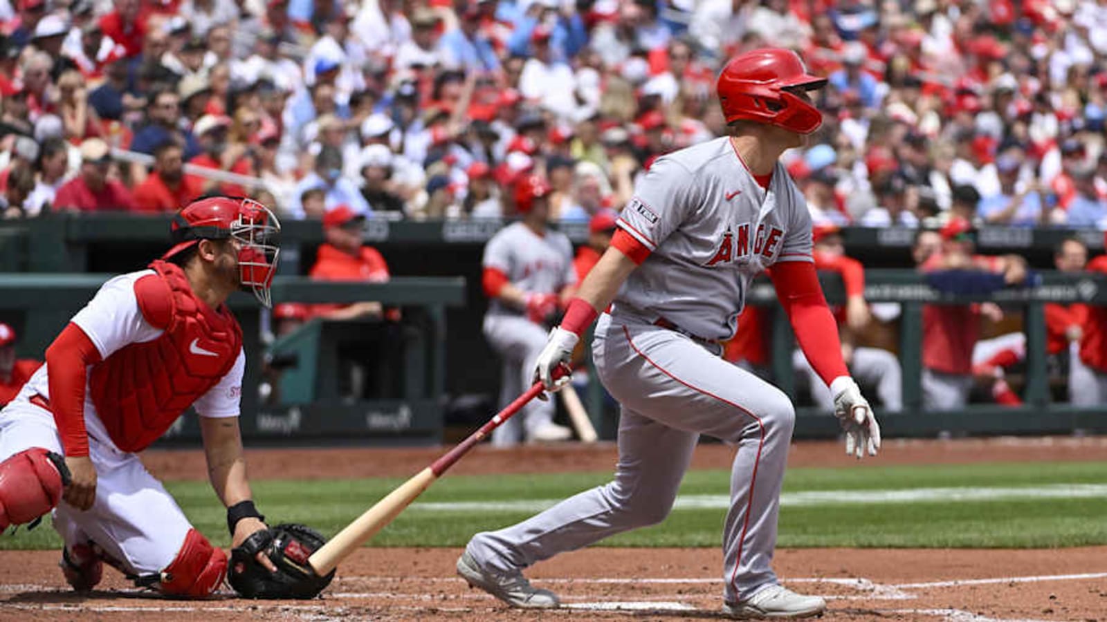 Former Angels Infielder Signs With NL West Squad