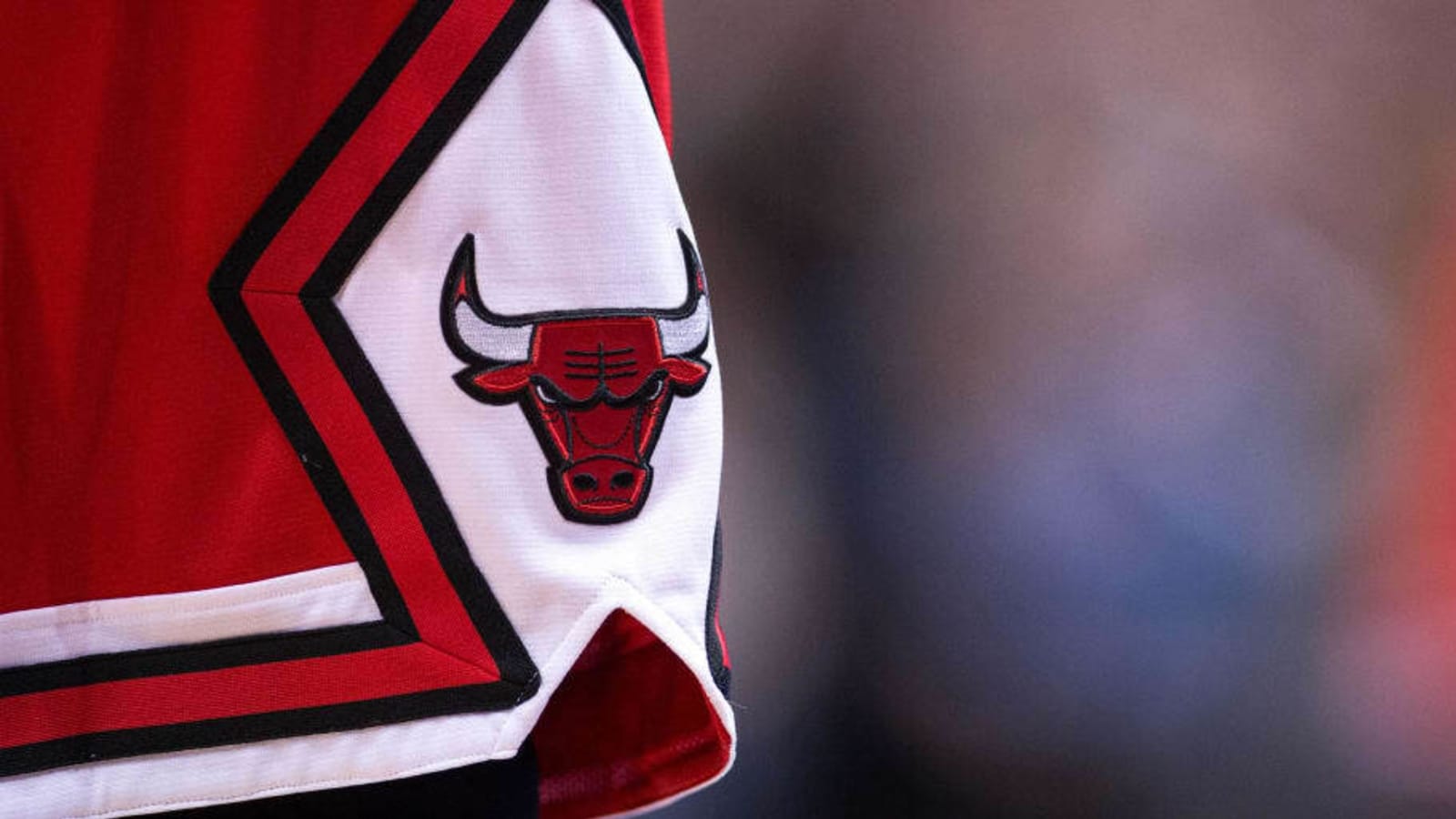 Chicago Bulls Rookie Makes Controversial Statement on NBA Legend