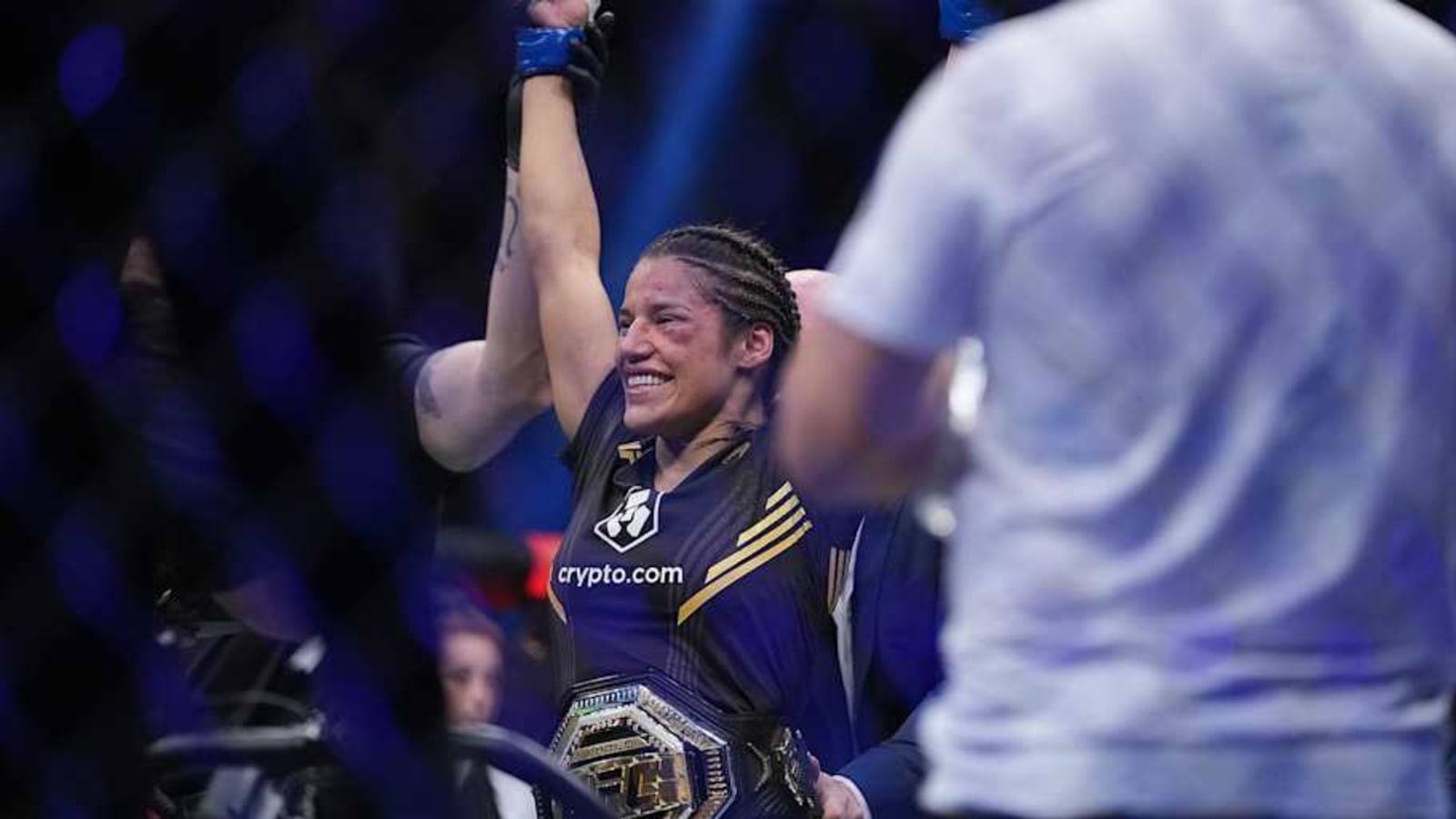 Julianna Peña Narrowly Reclaims Title in UFC 307 Co-Main Event