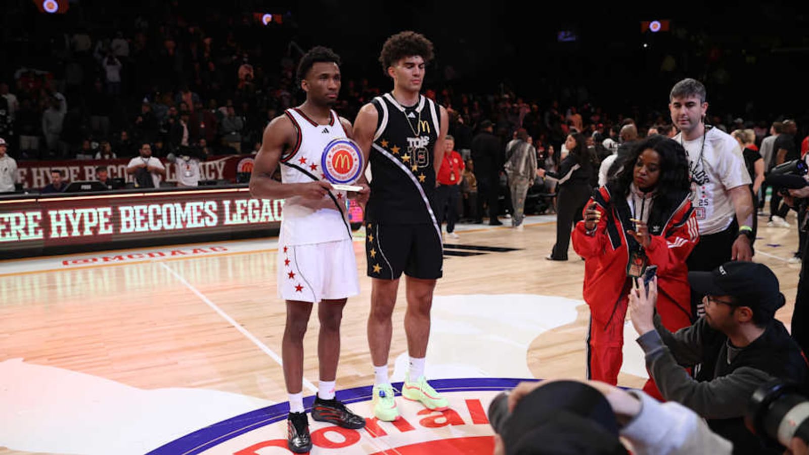 Kansas Basketball Darryn Peterson Fantastic in McDonald&#39;s All-American Game
