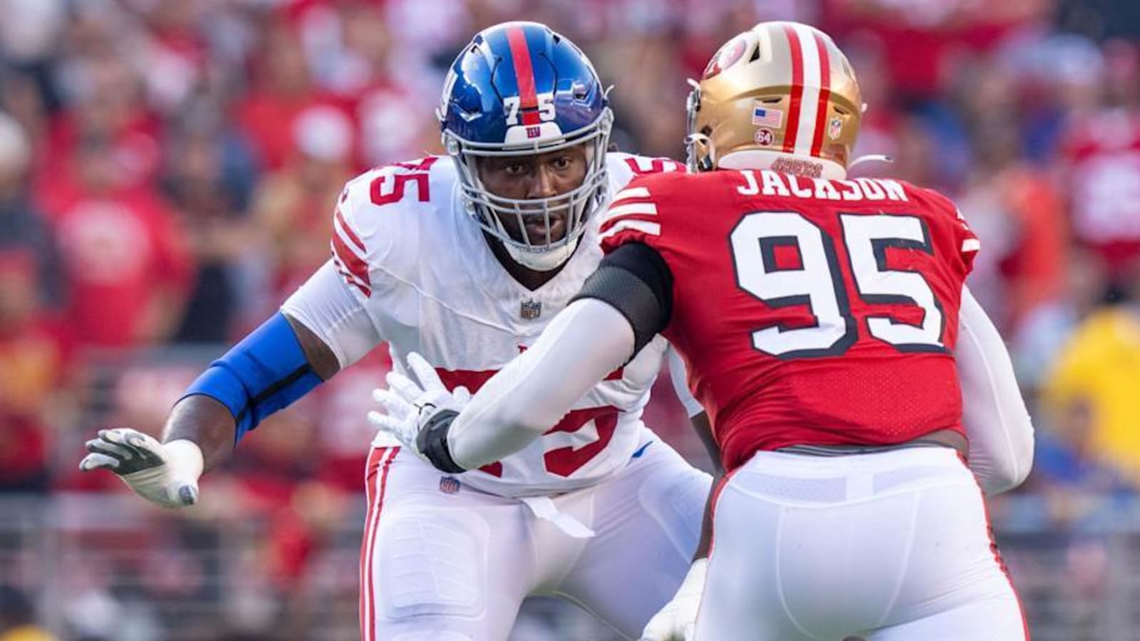 Giants Giving Joshua Ezeudu First Crack at Left Tackle 