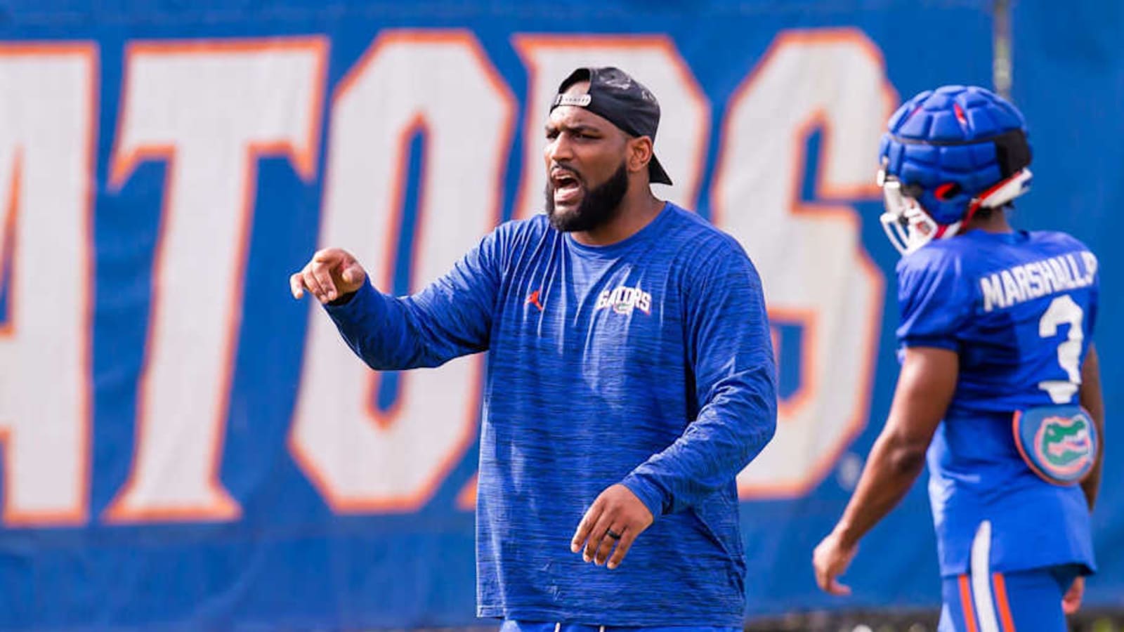 Florida Signs Legacy CB Ben Hanks Jr.