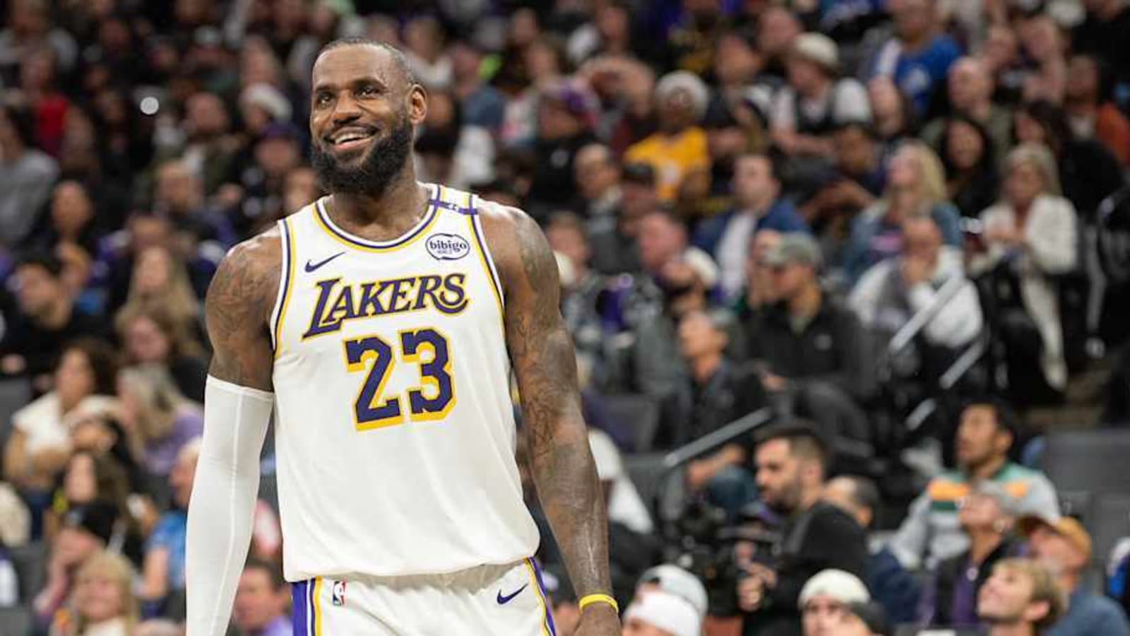 Kings-Lakers Injury Report: LeBron James, Anthony Davis Statuses Revealed